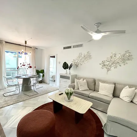 Puerto Banus Charming 1 Bedroom Apartment *